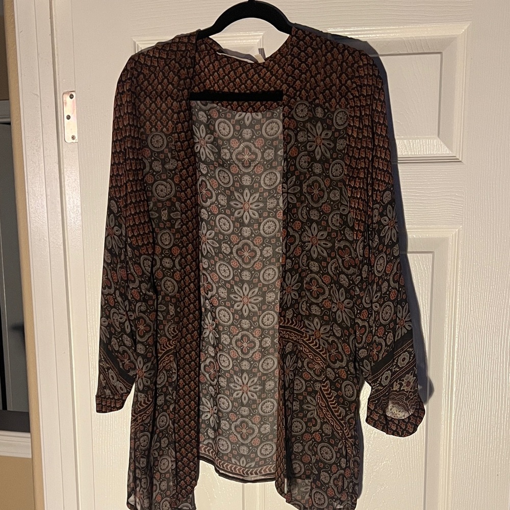Soft Surroundings Patterned Brown and Black Blouse